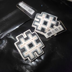 Brand new but stained hashtag croc Brand jibbitz